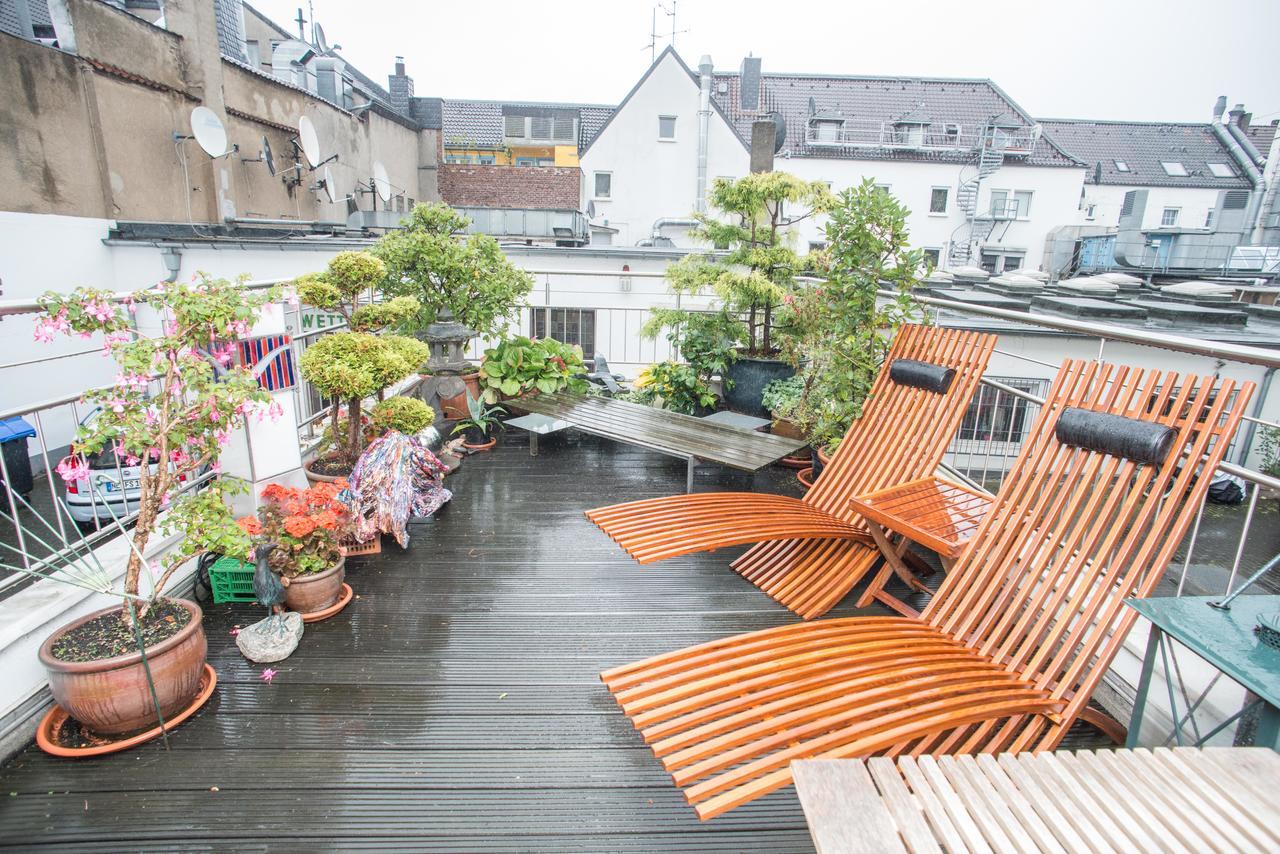 Apartement Mit Dachterrasse - Bei Curth Klingen - Teilen Sie Uns Ihre Ankunfszeit Mit Dusseldorf Exterior photo