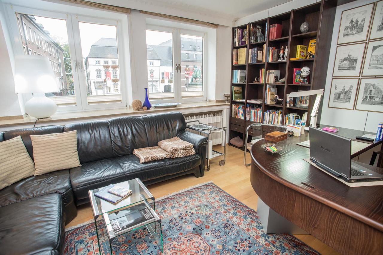 Apartement Mit Dachterrasse - Bei Curth Klingen - Teilen Sie Uns Ihre Ankunfszeit Mit Dusseldorf Exterior photo